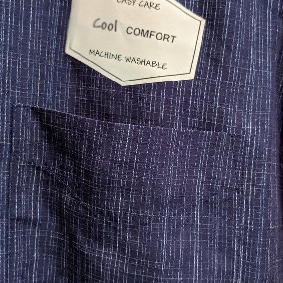 Batik Bay Men's Size Small Button Down Shirt NWT - Picture 4 of 7